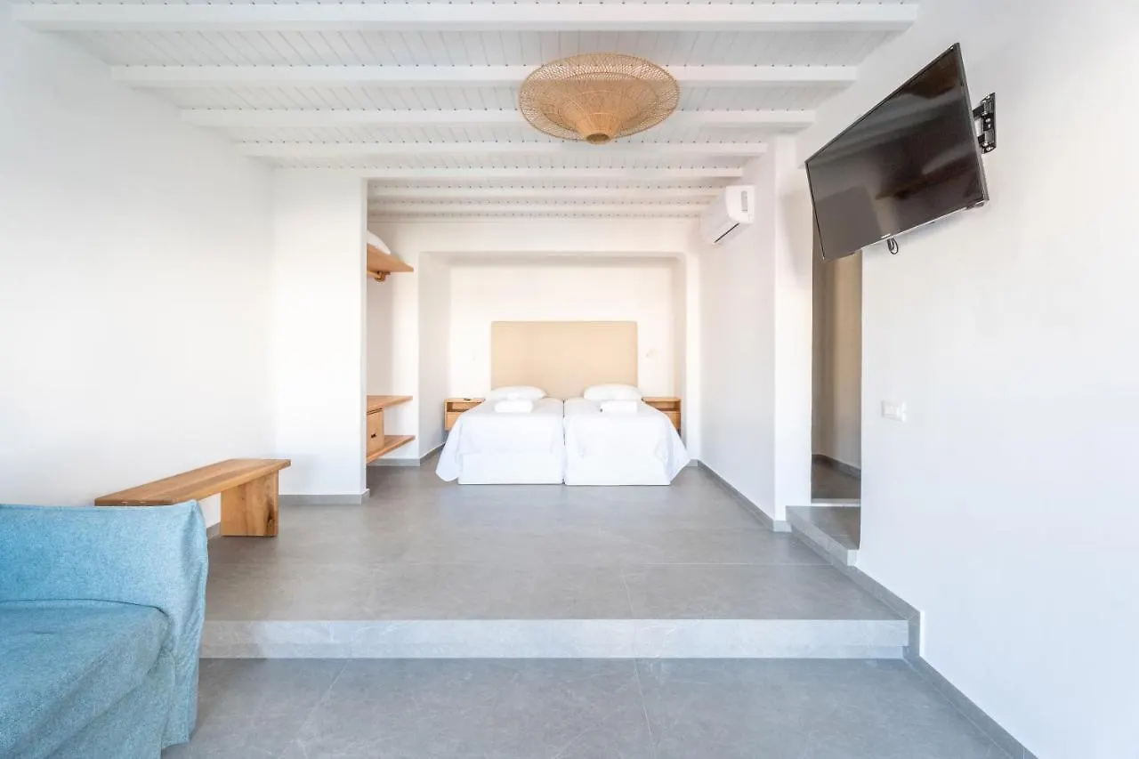 Sea Side Apartments In Ornos Beach
