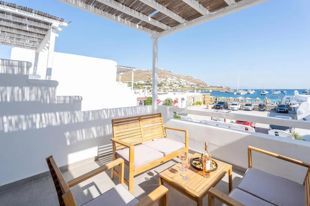 Sea Side Apartments In Ornos Beach Grecja