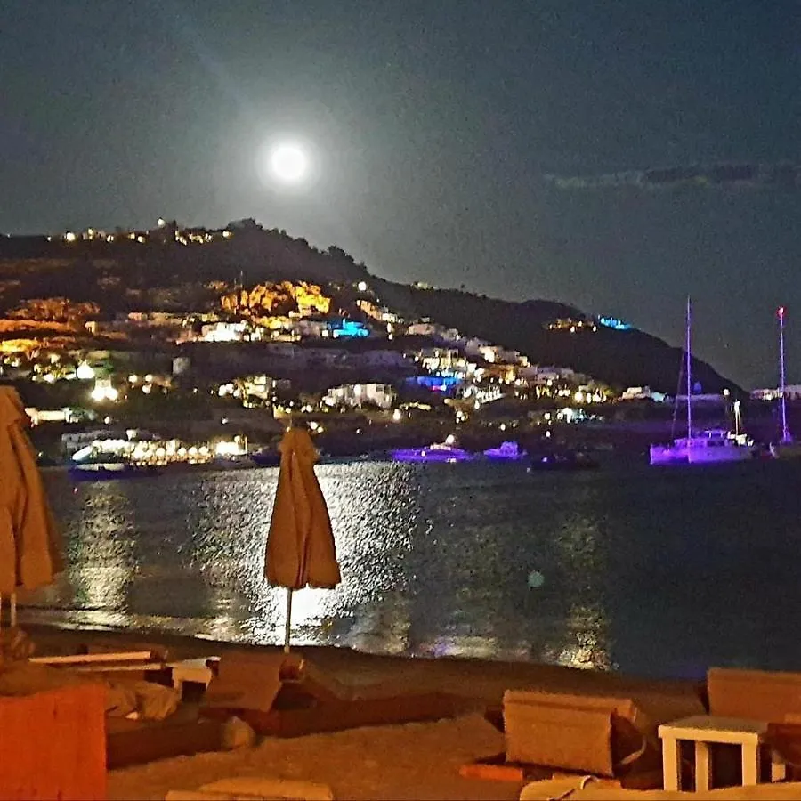 Sea Side Apartments In Ornos Beach  Ornos (Mykonos)