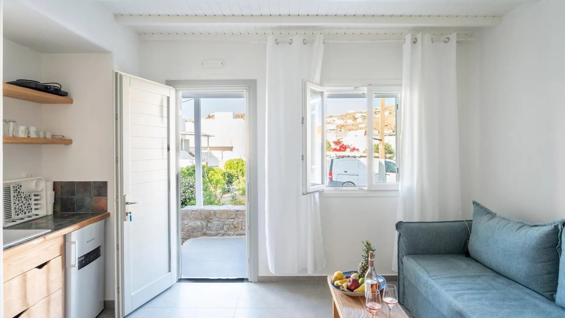Sea Side Apartments In Ornos Beach